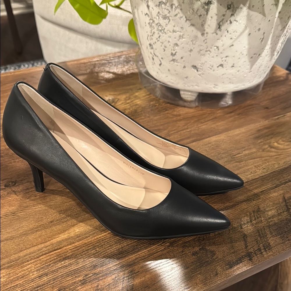Cole Haan Women's Go-To Park Pumps (Size 9.5B)